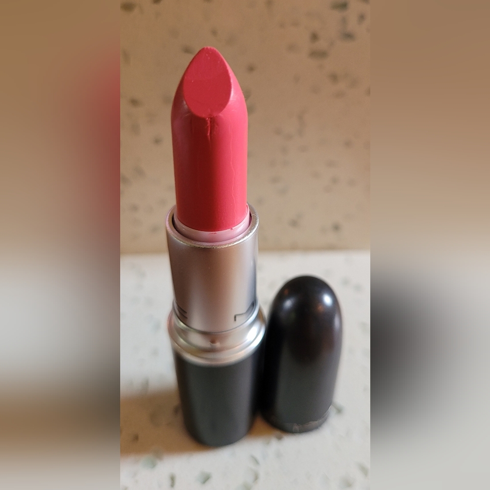 MAC Pink Lipstick